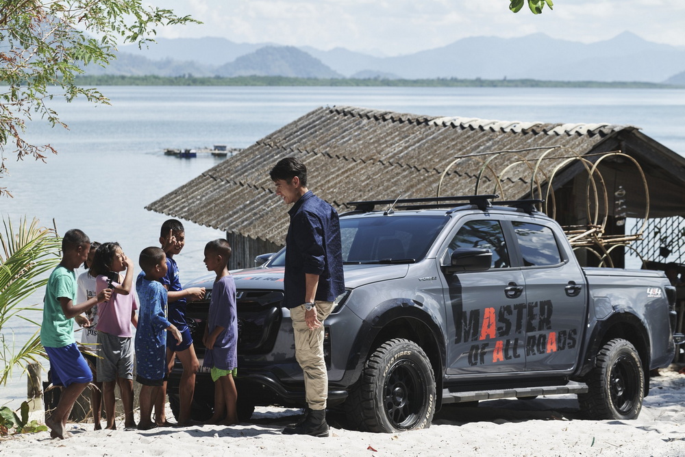 อีซูซุปลื้ม “ISUZU V-CROSS 4×4 MASTER OF ALL ROADS…ตัวจริงทุกเส้นทาง”