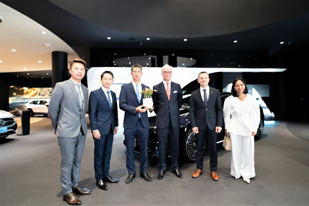 Primus Autohaus เปิดโชว์รูม Mercedes-EQ