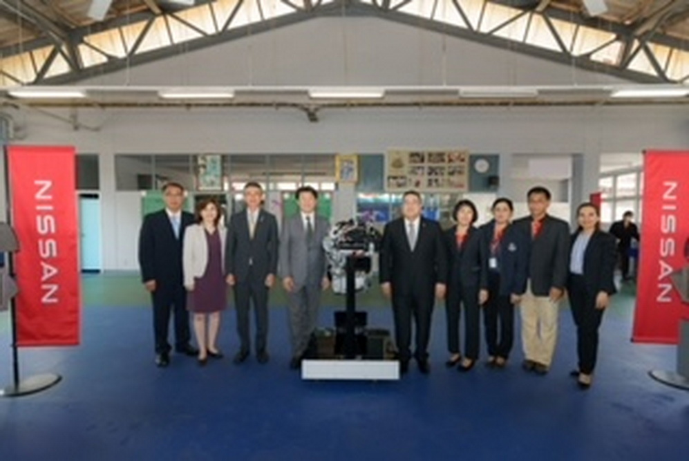 นิสสัน สนับสนุนเครื่องยนต์ให้แก่ศูนย์ฝึกและอบรมเด็กและเยาวชนสิรินธร