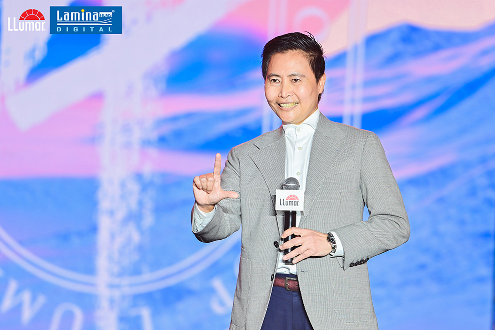 “ลามิน่า” ได้รับเกียรติสูงสุด แสดงวิสัยทัศน์ Rise To The Top