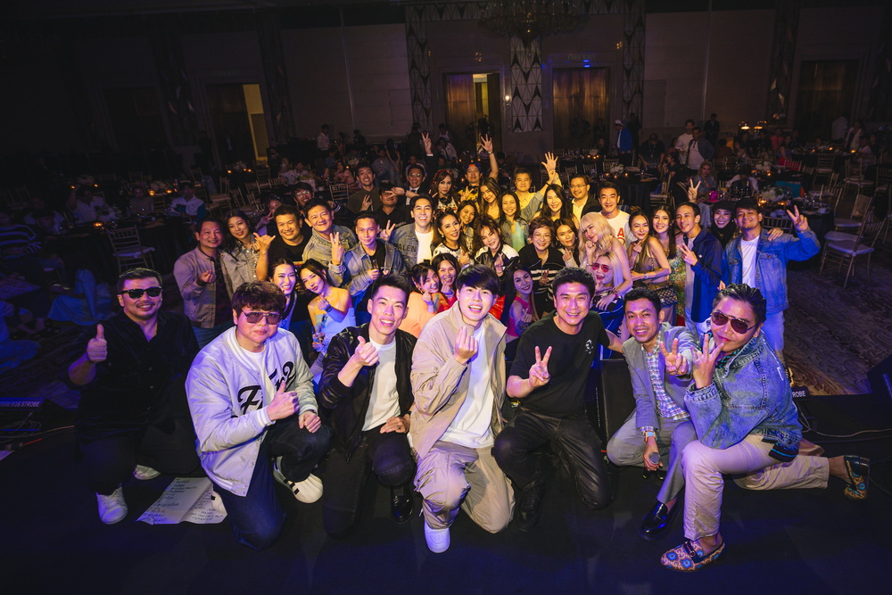 “LAMBORGHINI NIGHT 2023: A NIGHT IN THE 90’s”