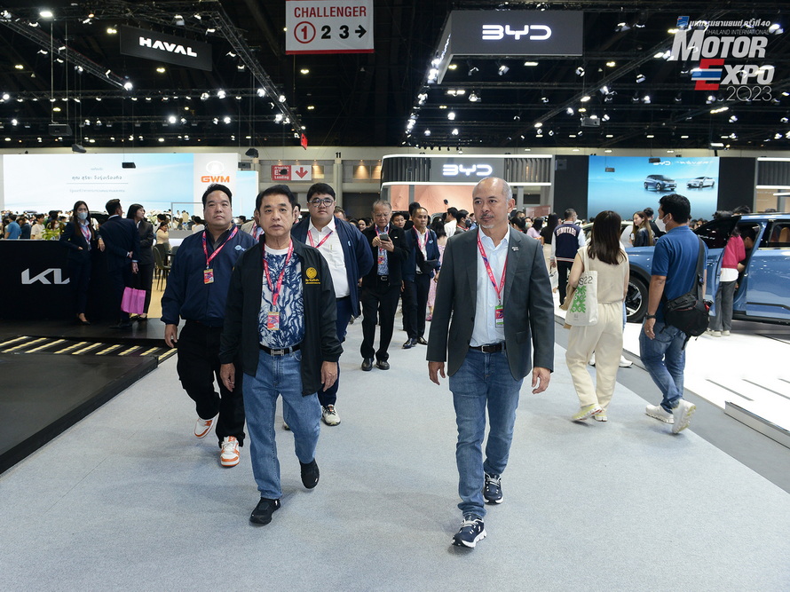 รัฐมนตรีว่าการกระทรวงคมนาคม เยี่ยมชมงาน MOTOR EXPO 2023