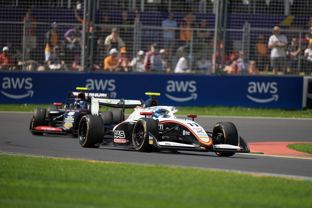 ประเดิมศึกความเร็วระดับโลก FIA Formula 3 “เติ้น-ทัศนพล” ทำความเร็วทะลุ Top 5!!!