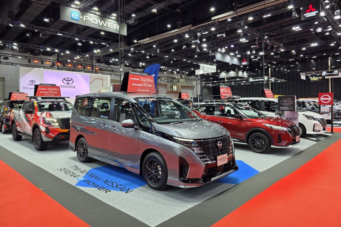  นิสสันนำรถยนต์ยอดนิยมครบรุ่นนำโดย เซเรน่า ใหม่ และนาวารา ร่วมงาน BIG Motor Sale 2025