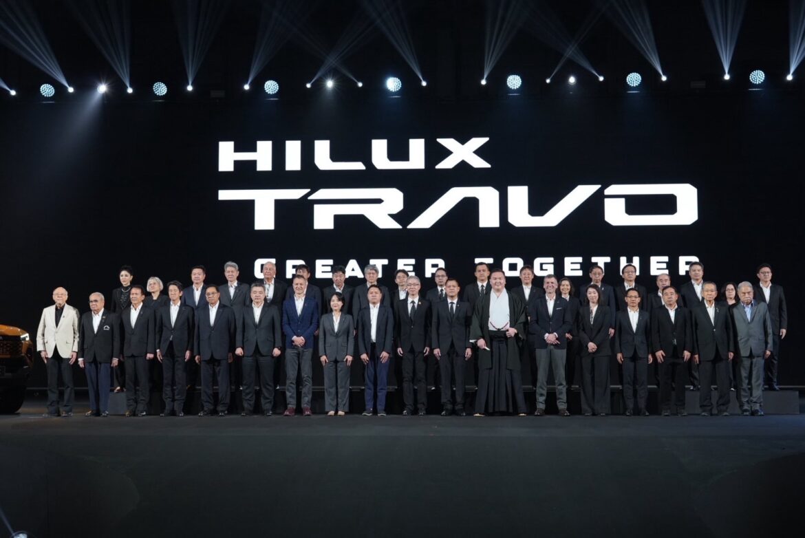 เปิดตัวครั้งแรกของโลก กับ TOYOTA HILUX  รถกระบะที่อยู่เคียงข้างคนไทยมายาวนาน ภายใต้ชื่อใหม่ TOYOTA HILUX TRAVO และ HILUX TRAVO-e กับคอนเซ็ปต์ “GREATER TOGETHER…สู่ความยิ่งใหญ่ไปด้วยกัน”