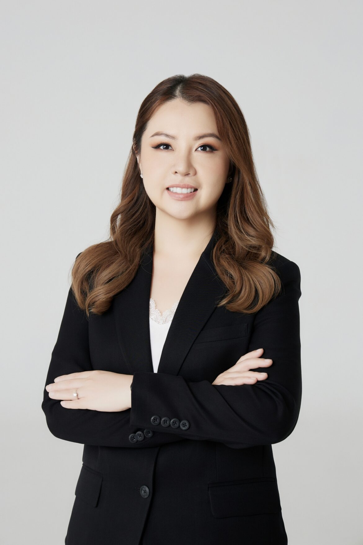 AGE โชว์ผลประกอบการไตรมาส 3 ยังแข็งแกร่ง เดินหน้ารองรับดีมานด์รถ EV ต่อเนื่อง