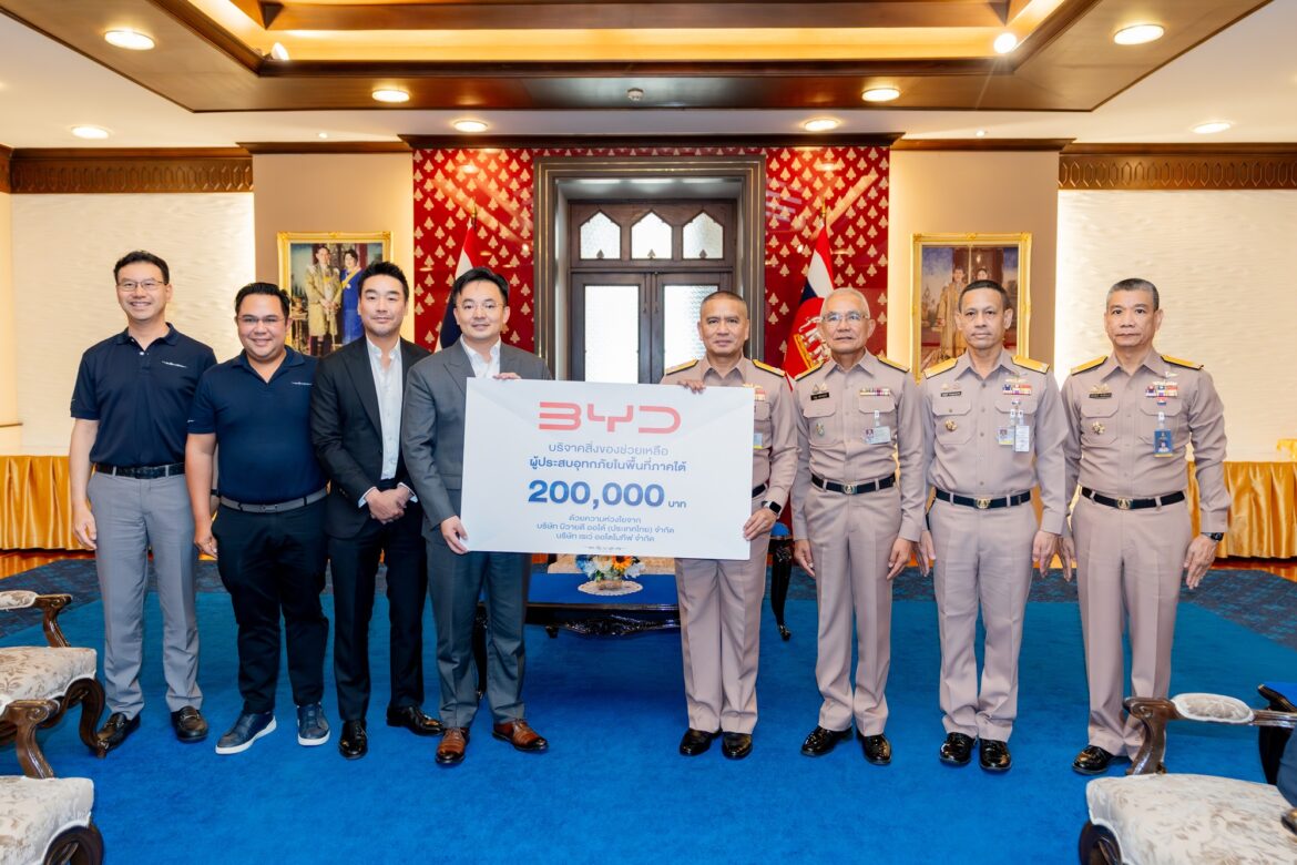 บีวายดี ประเทศไทย และ เรเว่ร่วมบรรเทาทุกข์ผู้ประสบภัยน้ำท่วม