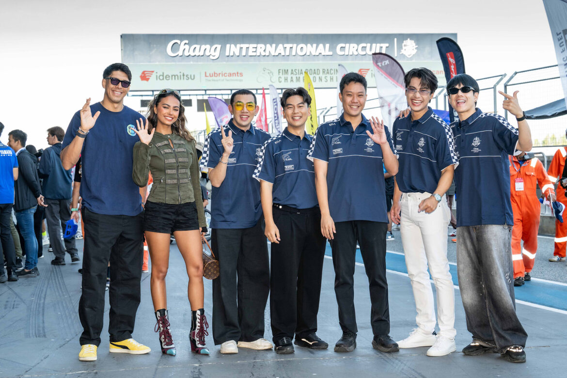  สุดฮอต! นิกกี้-โอม-เจแปน นำทัพคนดังบุก Asia Road Racing พร้อมทัพพริตตี้สวยเซ็กซี่ขยี้ใจแน่นสนามช้างฯ