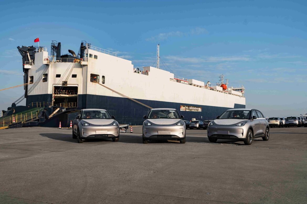 GEELY EX2 ล็อตแรกออกเดินทางสู่ประเทศไทย เตรียมพร้อมทยอยส่งมอบให้ลูกค้าตามแผน