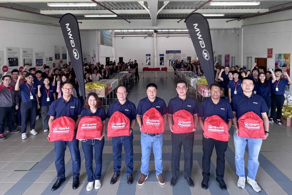  GWM (Thailand) เร่งระดมพนักงานกว่า 100 ชีวิต จัดสิ่งของบรรเทาทุกข์กว่า 1,200 ชุด ส่งกำลังใจและความช่วยเหลือสู่ผู้ประสบภัยน้ำท่วมภาคใต้