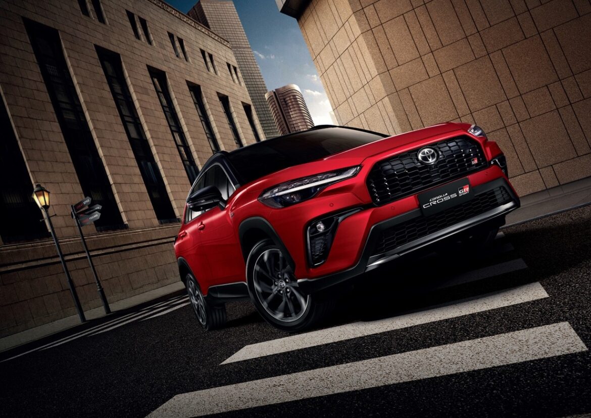 โตโยต้าแนะนำ Corolla Cross รุ่นปรับปรุงใหม่ ปี 2569 เครื่องยนต์ไฮบริด ราคาเริ่มต้น 989,000 บาท