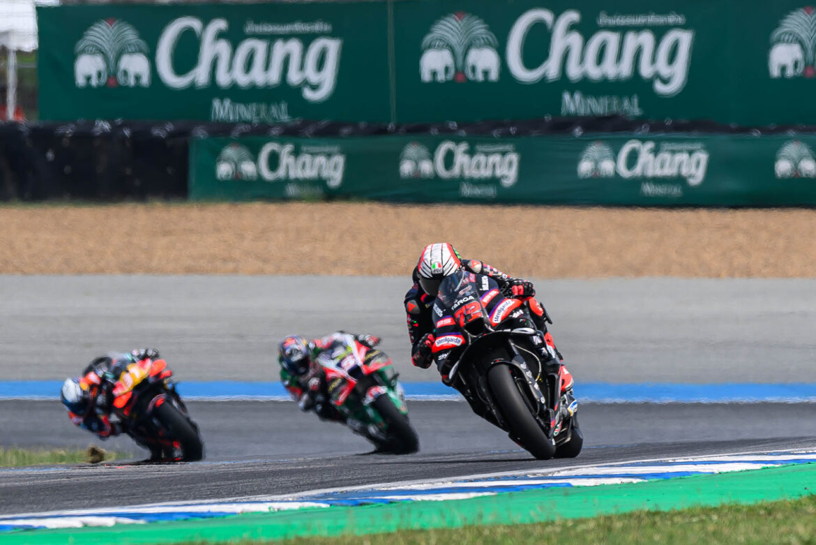 โมโตจีพี” ไทยแลนด์เปิดฉากเดือด! “เบซเซ็คคี” ทุบสถิติสนามช้างฯ บด “มาร์เกซ” ขึ้นนำวันแรก