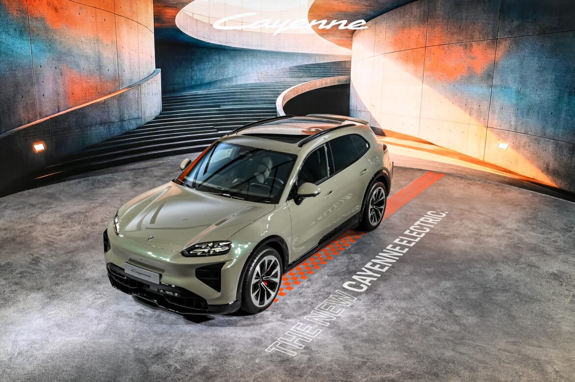 ปอร์เช่ ประเทศไทย เปิดตัว คาเยนน์ เทอร์โบ อิเล็กทริค ครั้งแรกในเอเชียตะวันออกเฉียงใต้ ที่งานบางกอก อินเตอร์เนชั่นแนล มอเตอร์โชว์ ครั้งที่ 47