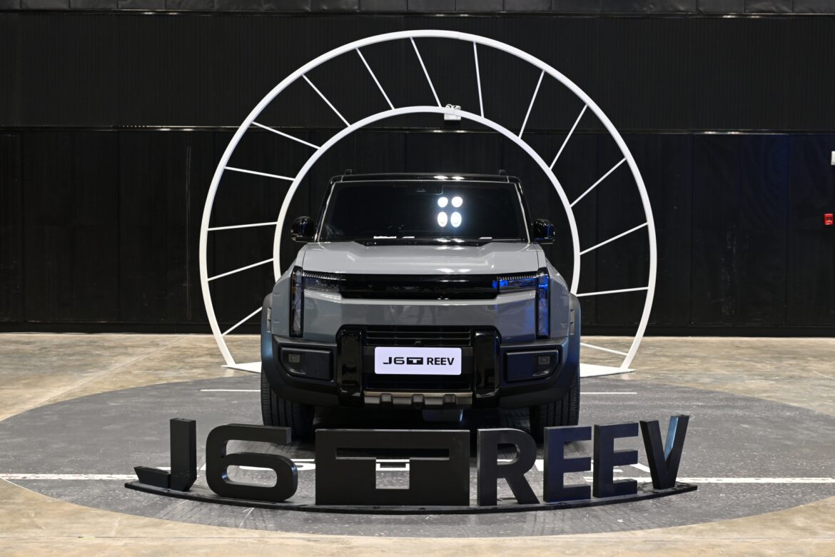 OMODA & JAECOO เปิดตัว JAECOO 6T REEV รถ REEV ขับเคลื่อนสี่ล้อรุ่นแรกของไทย ในราคาต่ำล้านบาท