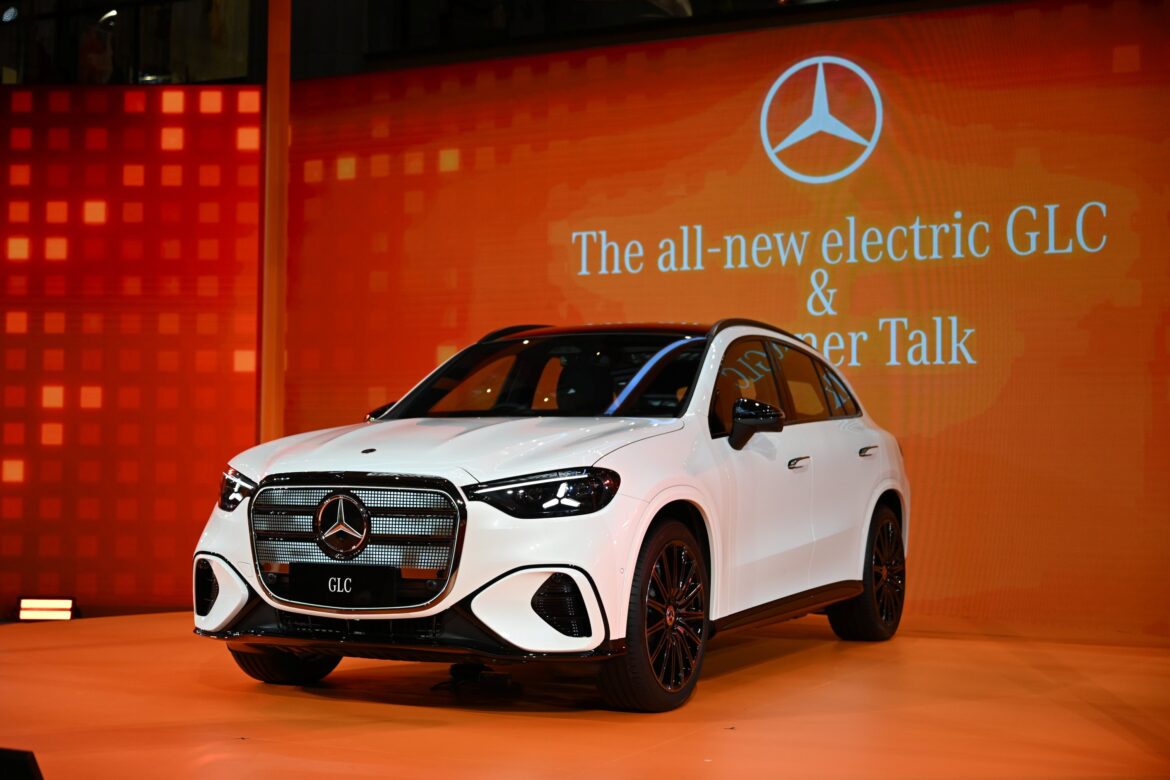 เมอร์เซเดส-เบนซ์ เปิดพรีวิว The all-new electric GLC วางค่าตัวไม่เกิน 3.7 ล้านบาท จัดแสดงครั้งแรกในประเทศไทย 24 – 27 กันยายนนี้ ที่งาน Mercedes-Benz StarFest 2026