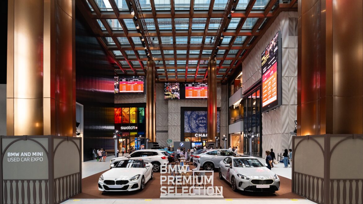  พลาดไม่ได้! BMW and MINI Used Car Expo ยกทัพรถผู้บริหารป้ายแดง ไมล์น้อย และรถมือสองคุณภาพเยี่ยม พร้อมโปรแรงแจก iPhone 18 รุ่นใหม่ล่าสุด 1-4 ต.ค. นี้ ที่ One Bangkok