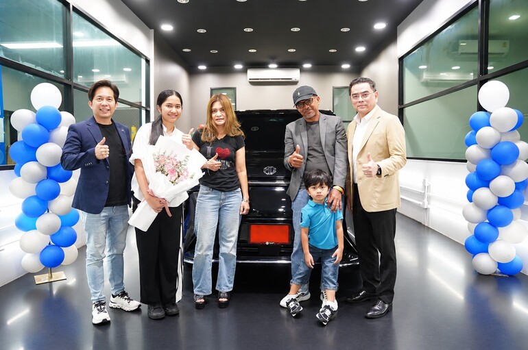  เครือเจริญโภคภัณฑ์ ร่วมกับ เอ็มจี สนับสนุนการเดินทางในบทบาทใหม่ของ “เนเน่ รอยัล” ด้วยการดูแลภายใต้ MG SMILE