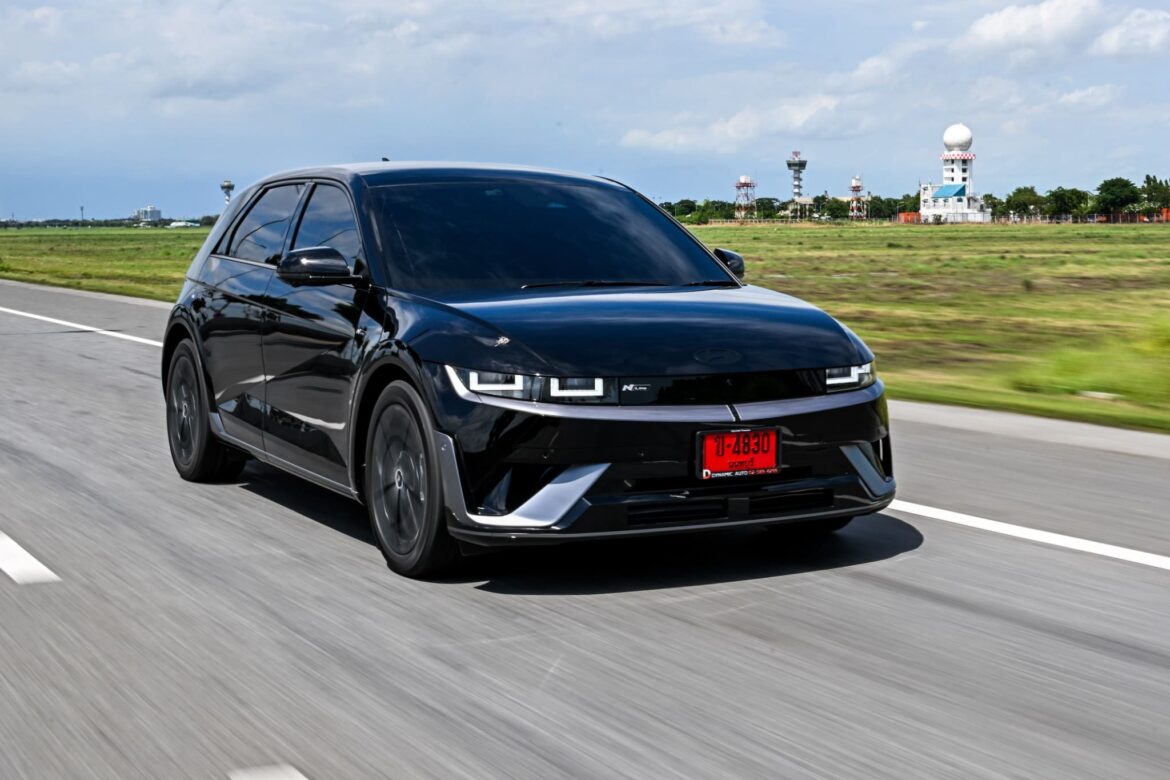 The new 2026 IONIQ 5 N Line แบตใหญ่ ชาร์จไว ลองขับแล้วจะรัก กับ “Hyundai Drive It, Love It” รับบัตรกำนัล McDonald’s พร้อมข้อเสนอโค้งสุดท้าย ดาวน์ 0% สำหรับ 13 กลุ่มอาชีพ ถึง 31 ตุลาคมนี้